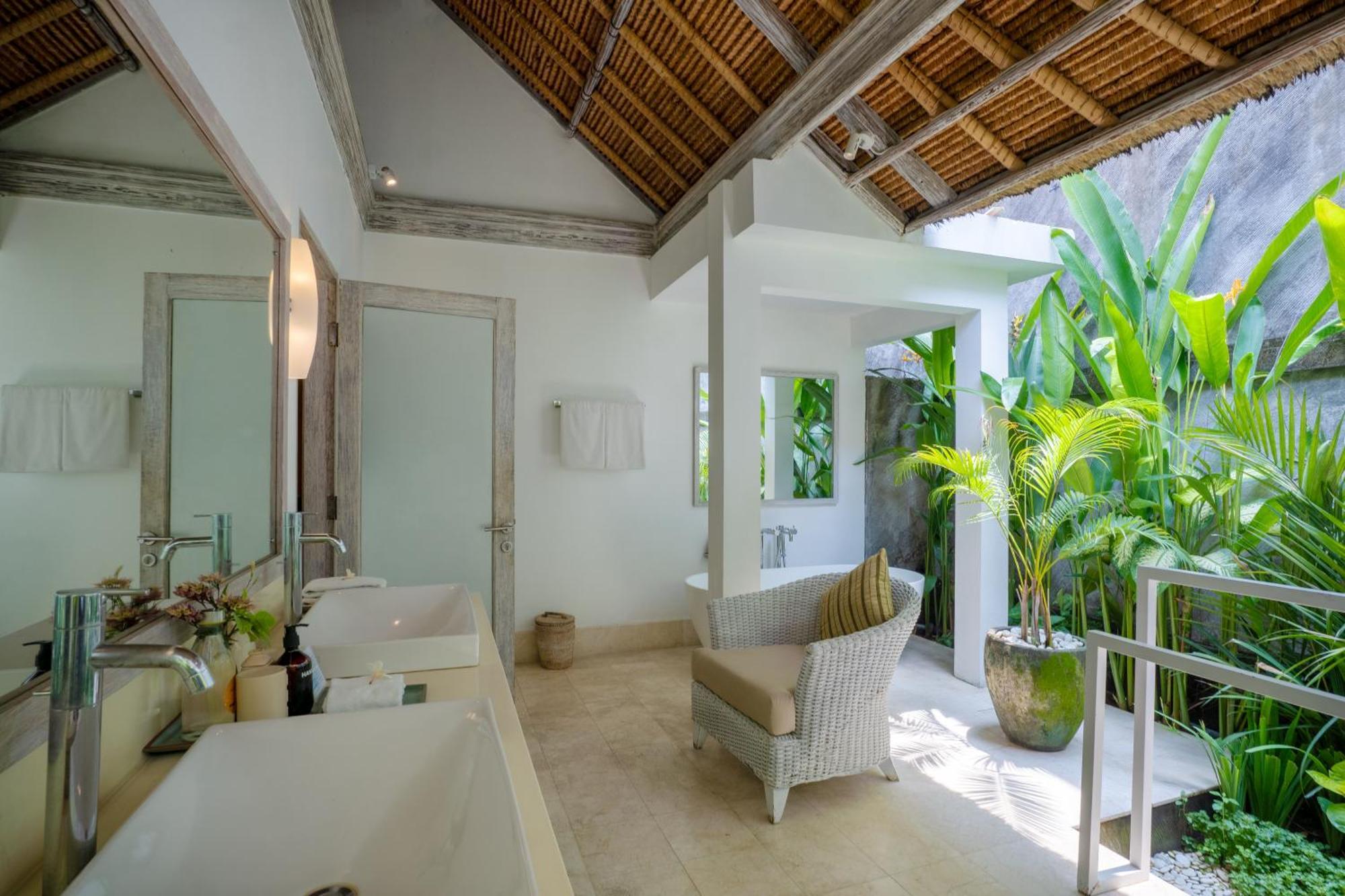 Serene Villas CHSE certified Seminyak Exterior foto