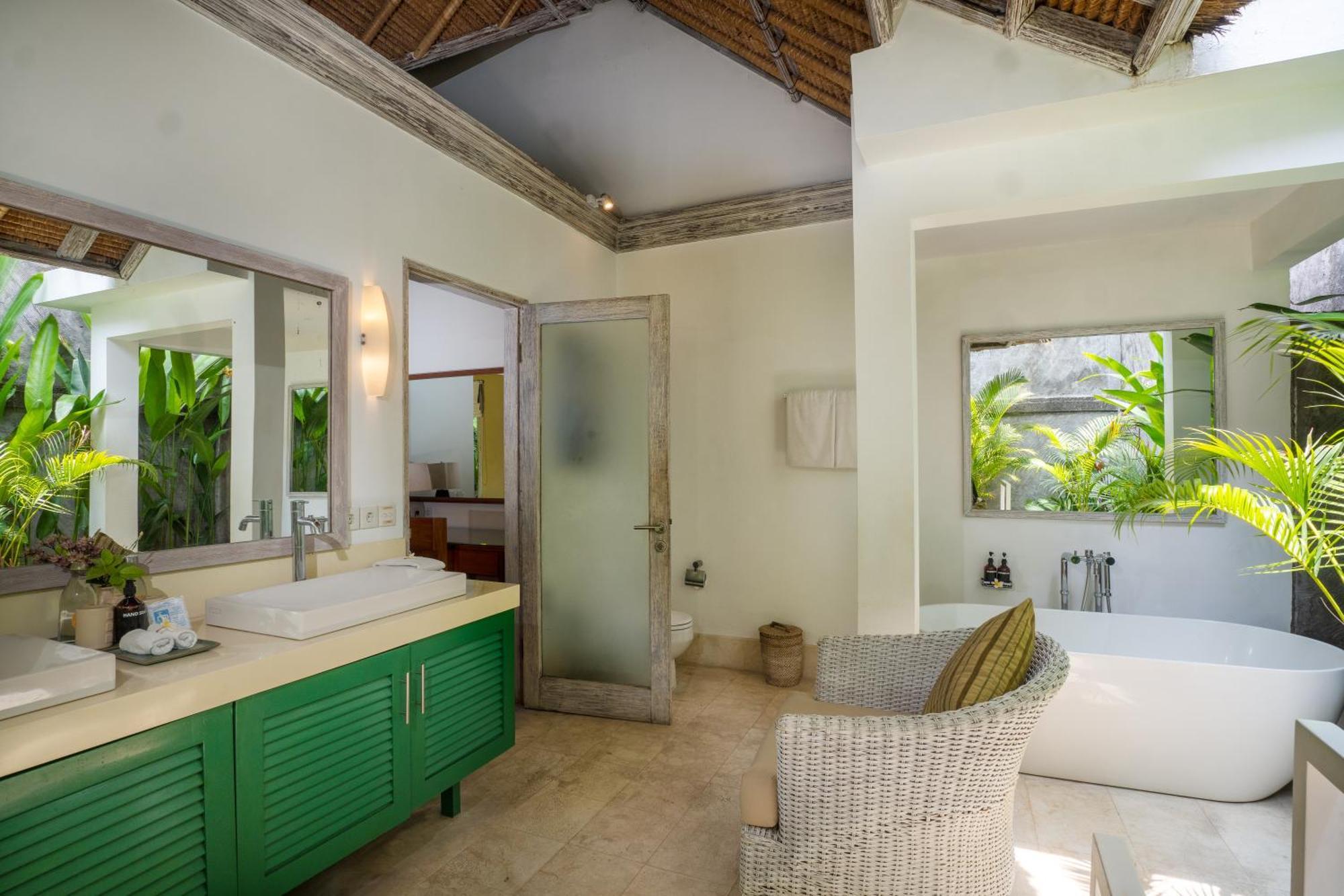 Serene Villas CHSE certified Seminyak Exterior foto